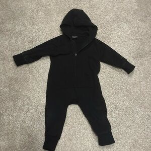 Little bipsy hooden jumpsuit worn maybe 2x!